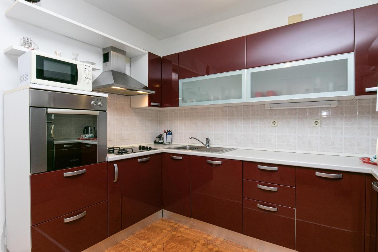 Apartments With A Parking Space Gradac, Makarska - 14708 Exterior photo