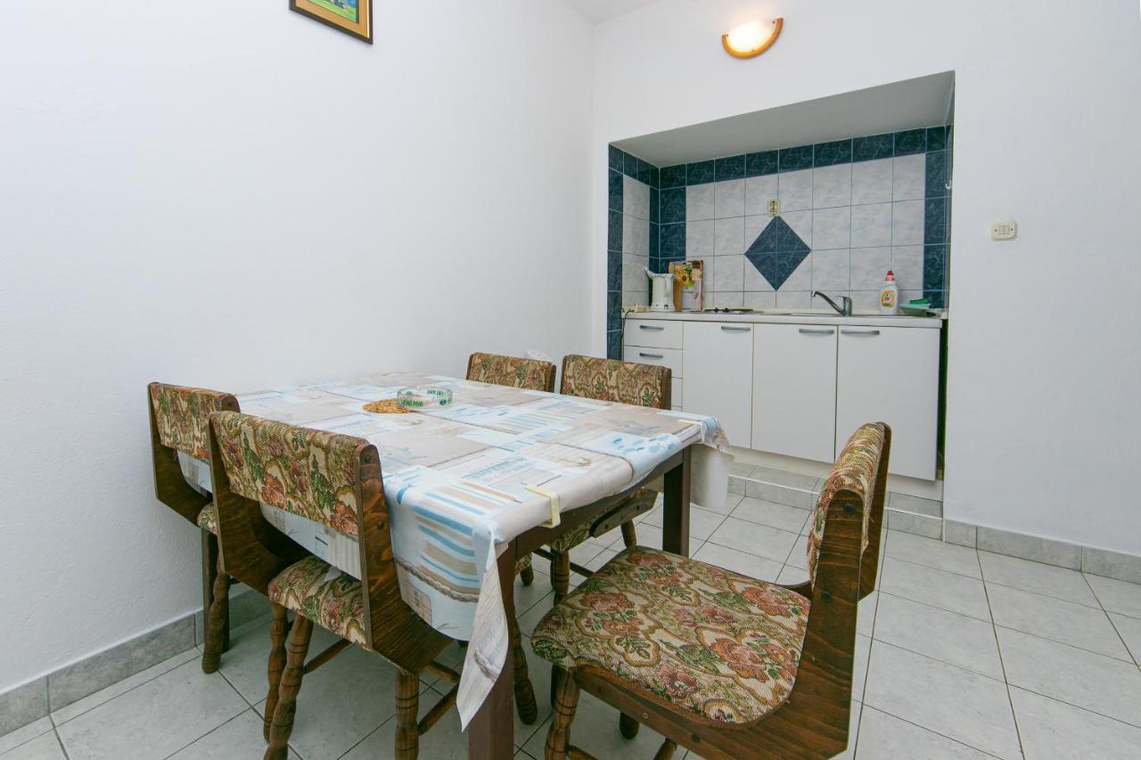 Apartments With A Parking Space Gradac, Makarska - 14708 Exterior photo