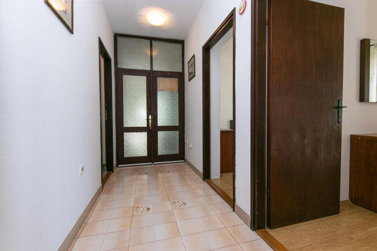 Apartments With A Parking Space Gradac, Makarska - 14708 Exterior photo